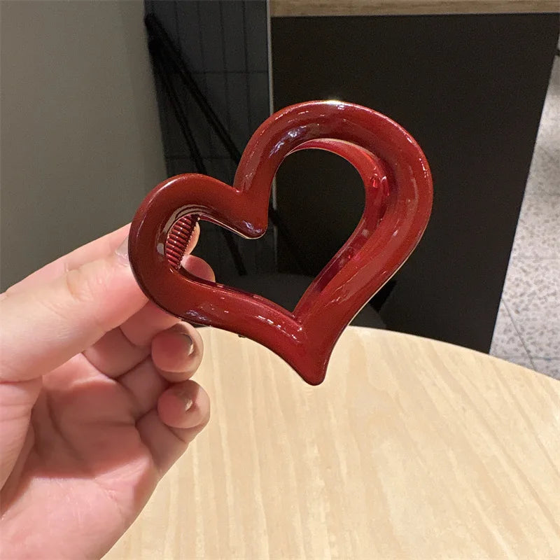 New Irregular Red Flower Hair Clip for Women Simple Temperament Back of The Head Hair Claws Barrettes Girl Hair Accessories