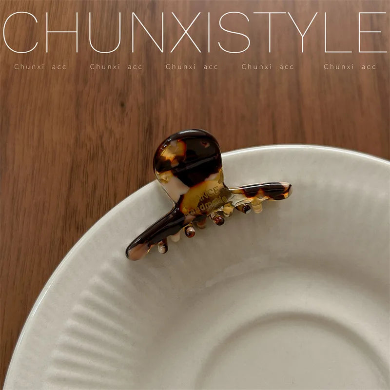 3.5cm Small Hairclaw Acetate Hair Crabs for Girls Cute Heart Shaped Hairclips Women Hair Accessories Hair Pins and Clips