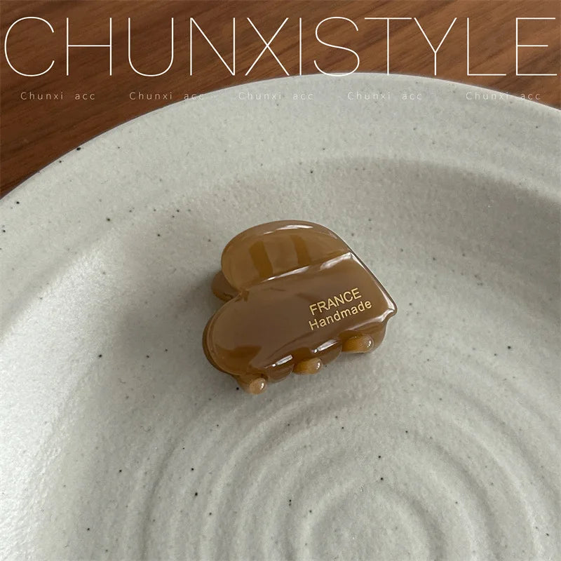 3.5cm Small Hairclaw Acetate Hair Crabs for Girls Cute Heart Shaped Hairclips Women Hair Accessories Hair Pins and Clips