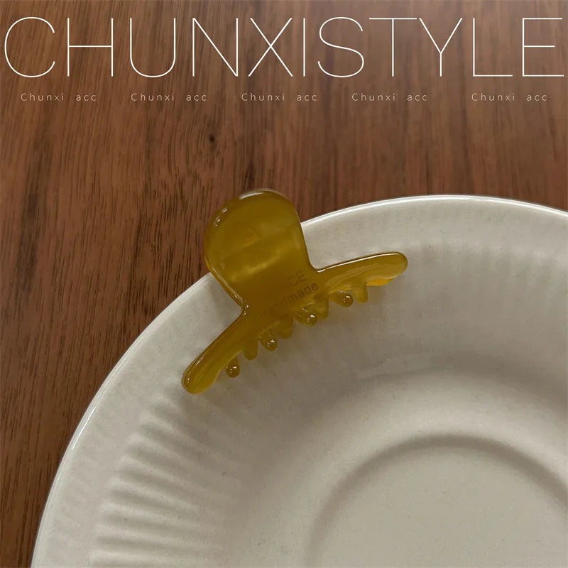 3.5cm Small Hairclaw Acetate Hair Crabs for Girls Cute Heart Shaped Hairclips Women Hair Accessories Hair Pins and Clips