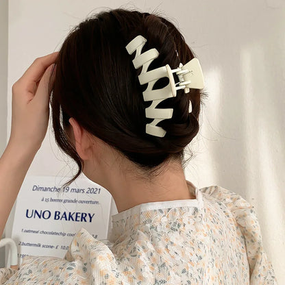 Solid Vintage Matte Geometric Hair Claws For Women Thick Hair Strong Hold Sweet Hair Clips Hairpins Fashion Hair Accessories