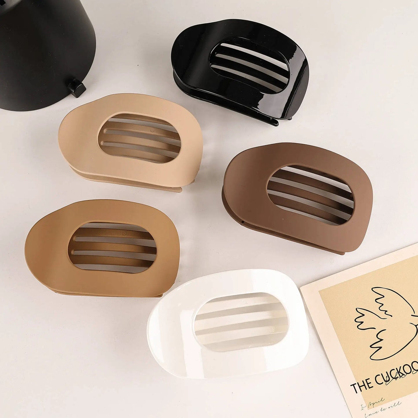 Simple Flat Oval Hair Claw Clip for Women Thin Thick Curly Hair Jaw Clips Shark Barrettes Crab Girl Headwear Hair Accessories